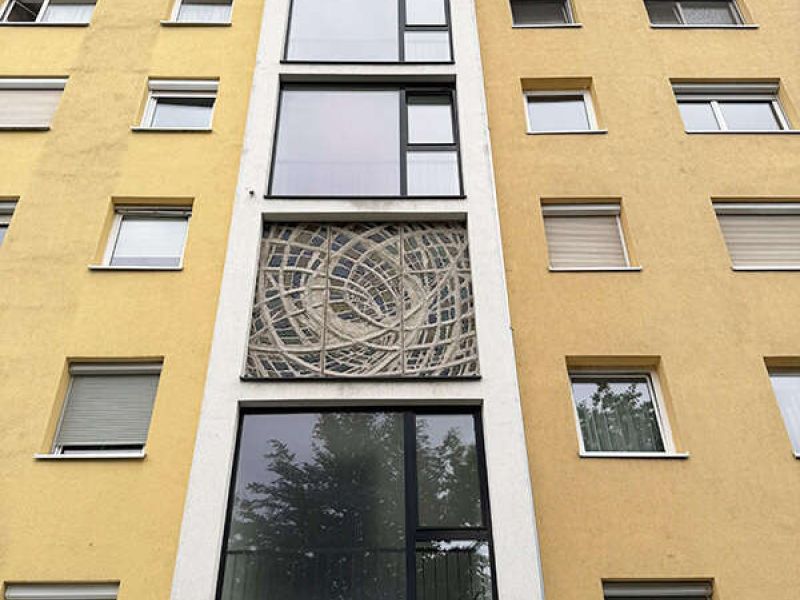 Erneuerung der Stiegenhausverglasung von M&M Bau Consulting