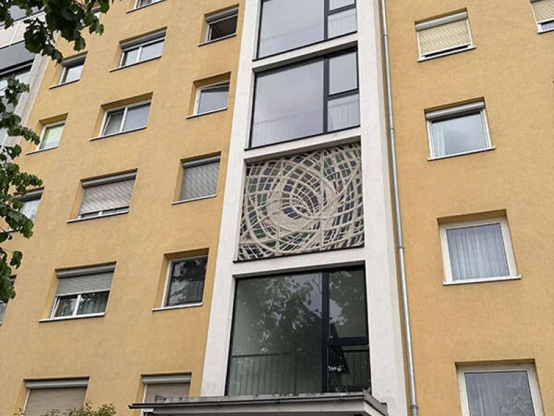 Stiegenhausverglasung in Aluminium